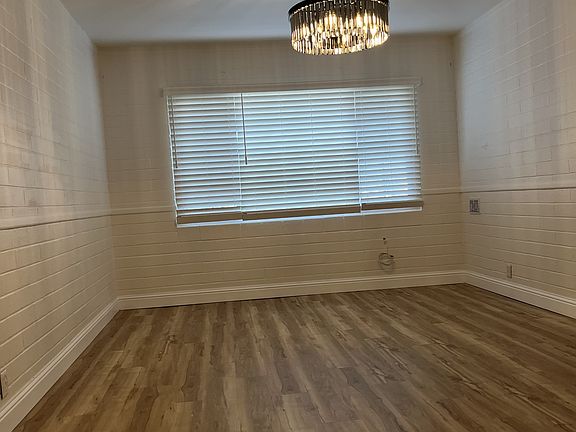 4th image of 608 Bird St
