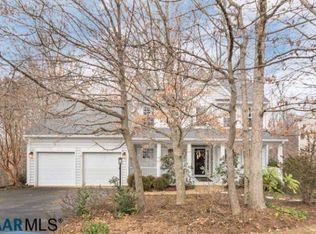 940 Charter Oaks Dr, Charlottesville, VA 22901