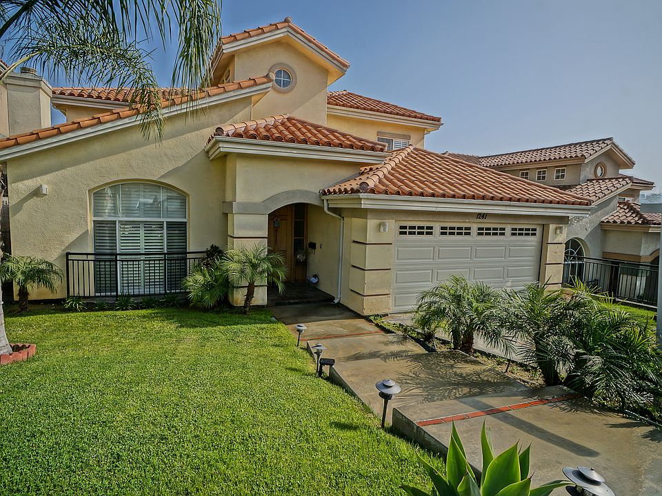 1st image of 1241 Valrose Ct