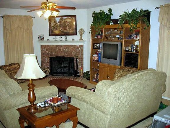 3rd image of 8424 Shallow Creek Dr