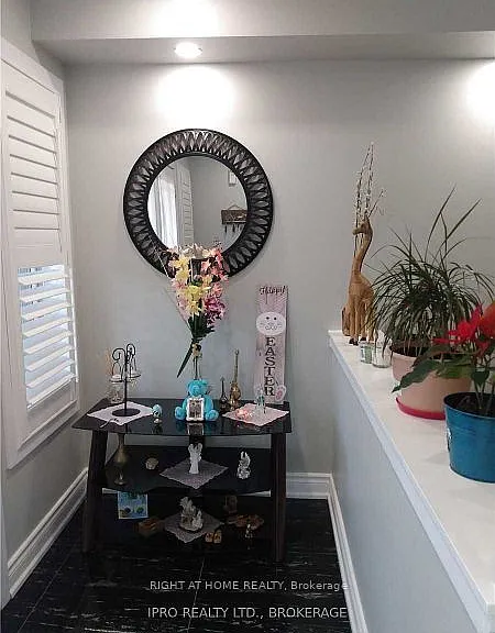 20 Bradshaw Dr — Photo 4