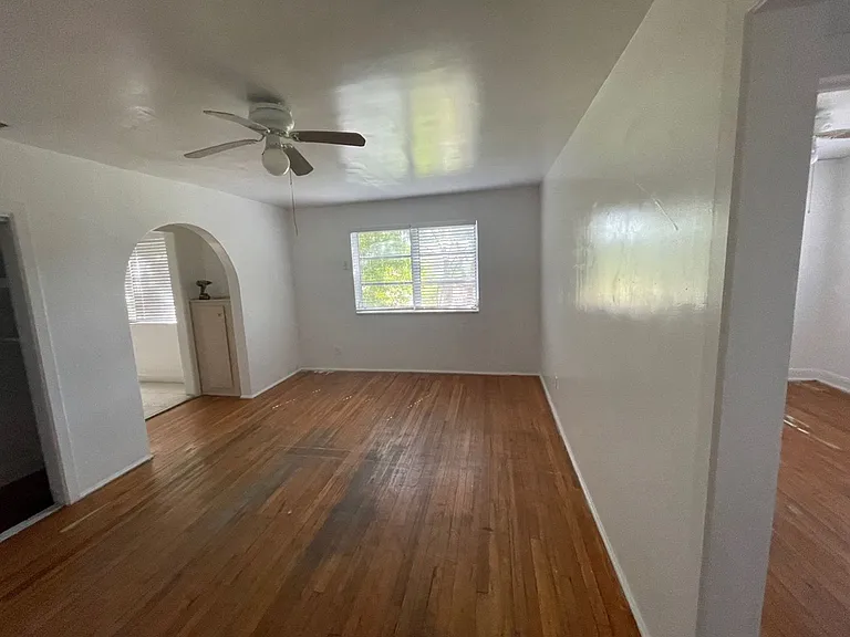 1556 Polk St — Photo 14