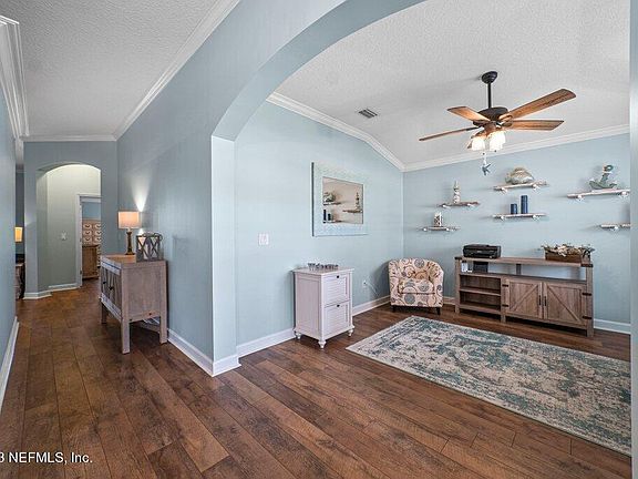 5th image of 133 CAROLINE CREEK Circle