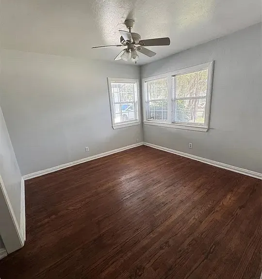 2203 Tolosa Dr — Photo 14