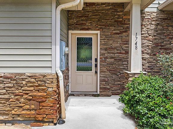 5th image of 1748 Sound Haven Ct