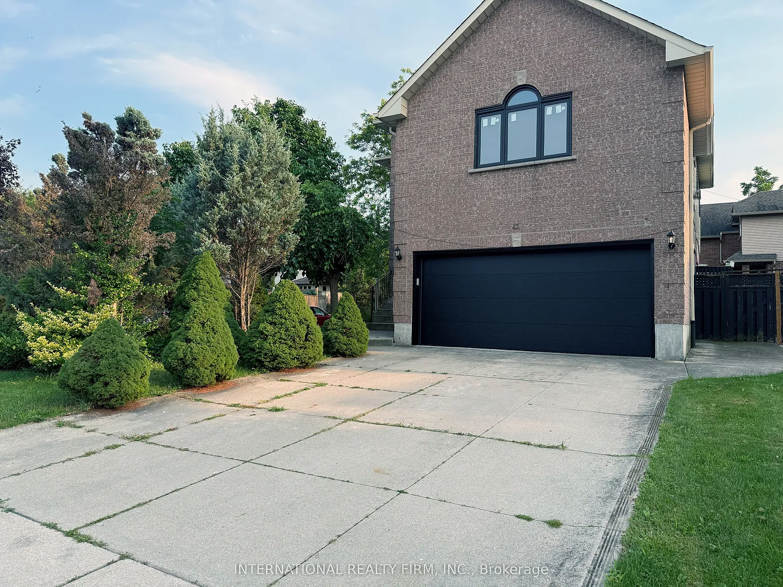 5 bed, $3,950 — Photo 3
