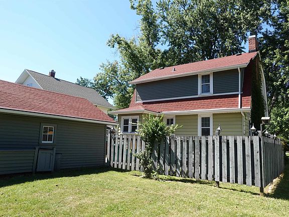 4th image of 914 E Losey St