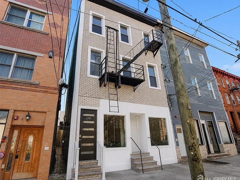 370 Pacific Ave #1 — Photo 20