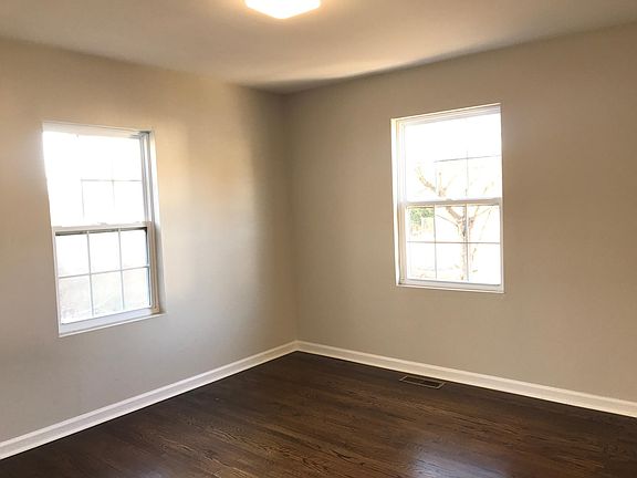 5th image of 1715 11th St NW