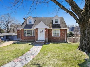 9 Bellevue Ave, Southbridge, MA 01550
