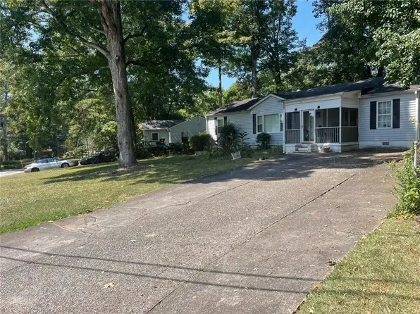 4134 Hanes Dr, Decatur, GA 30035