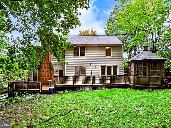 2nd image of 83 Flint Ridge Dr