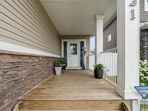 4th image of 1231 Pringle WAY
