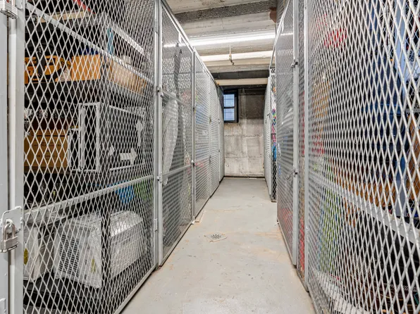 30-83 Crescent Street image 15 of 17