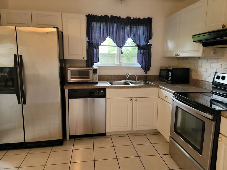 932 Gossman Dr — Photo 12