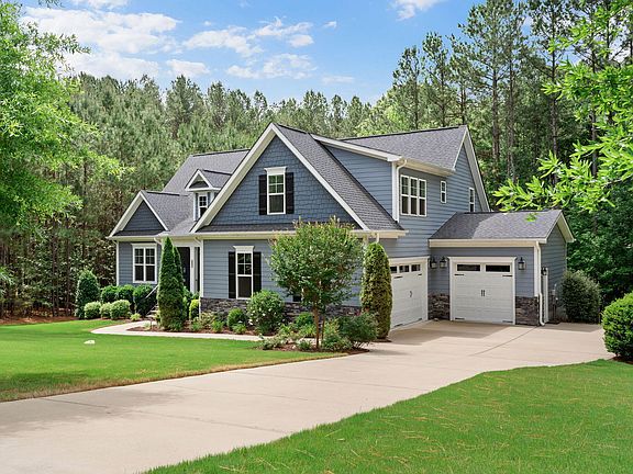 2nd image of 223 Colonial Ridge Dr