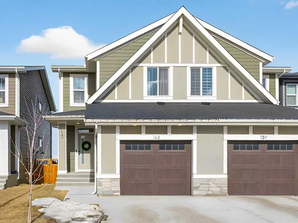 163 S Creekstone Way SW, Calgary, AB T2X 4P9