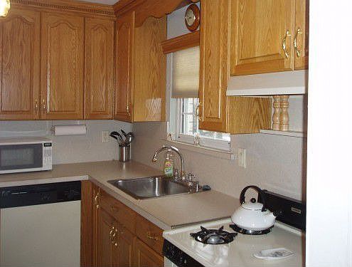 2nd image of 3135 Wilshire Ln