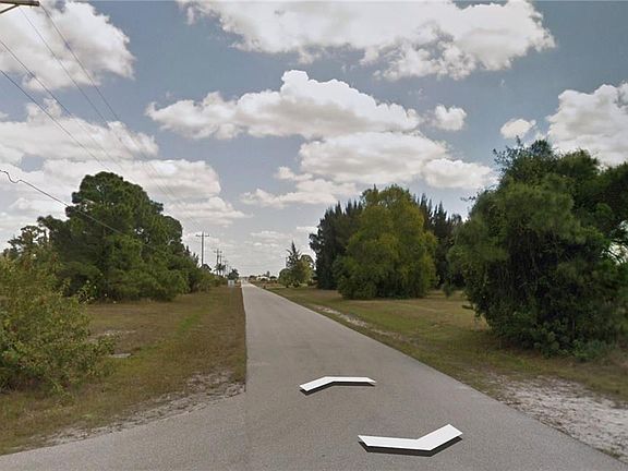 4th image of 226 NW 16th Ter