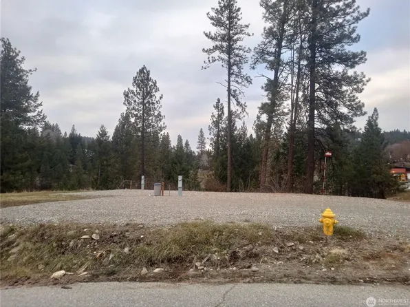 230 W 9th St, Republic, WA 99166