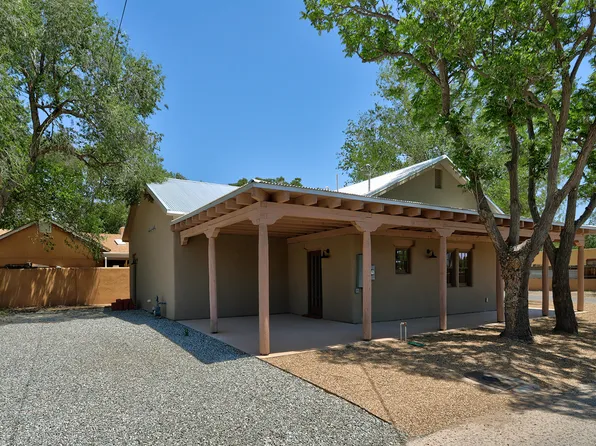 3100 Los Anayas Rd NW, Albuquerque, NM 87104