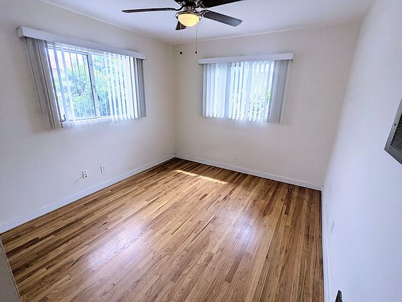 5th image of 1816 N Mariposa Ave APT 8