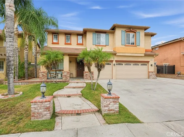 9319 Santa Barbara Dr, Riverside, CA 92508