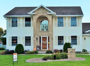 2835 Rennys Way, Green Bay, WI 54313