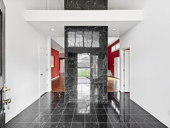 3rd image of 22 One Main Pl