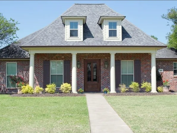 136 Merlot Dr, Lake Charles, LA 70611