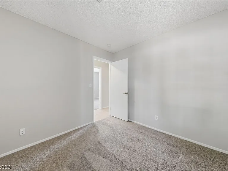 735 Stonecliff Way — Photo 38