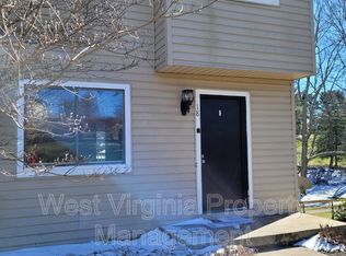 18 Cherrywood Ter, Beaver, WV 25813