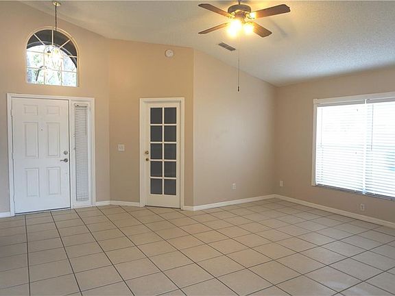 3rd image of 2609 Newbolt Dr #8