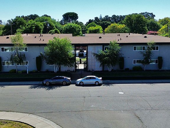 2nd image of 7734 Brentwood Dr #0