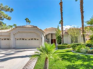 8821 Robinson Ridge Dr, Las Vegas, NV 89117