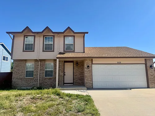1125 Lindstrom Dr Photo 1