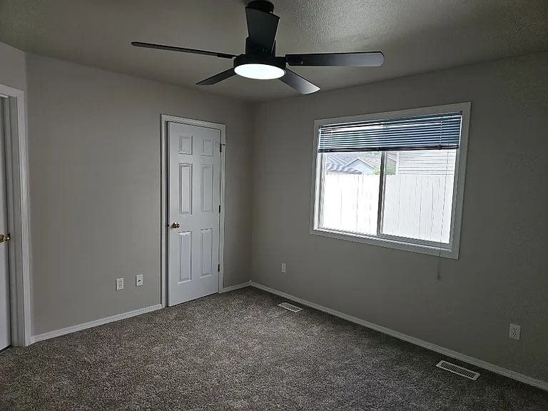 11069 W Ardyce St — Photo 15
