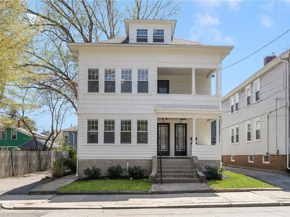 65 12th St, Providence, RI 02906