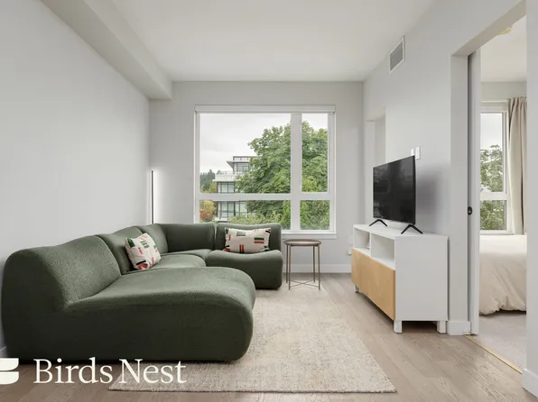 4080 Yukon St #307, Vancouver, BC V5Y 0L4