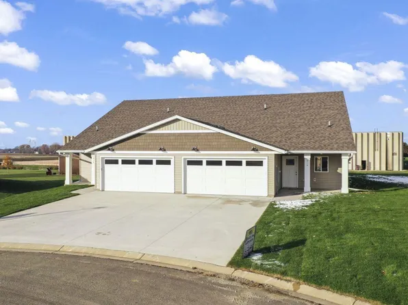 916 3rd Ave SE, Hayfield, MN 55940