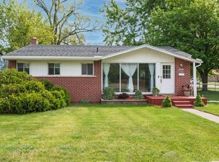 1949 Grove Rd, Ypsilanti, MI 48198