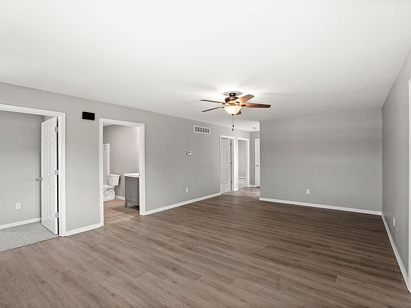 5th image of 2911 Riverwalk St