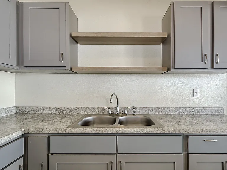 825 Liston Pl #1 — Photo 12