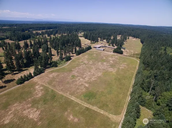 22634 115th Avenue SW, Vashon, WA 98070