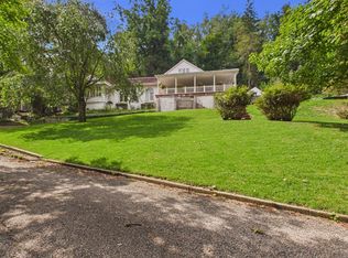 38 Orchard Rd, Wheeling, WV 26003