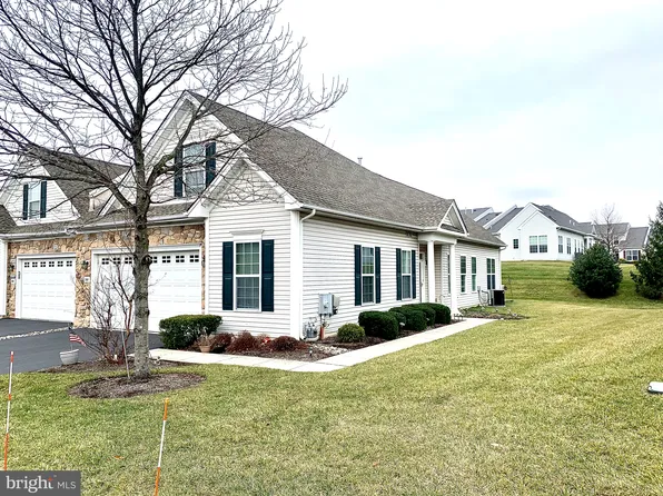 3560 Dogwood Dr, Garnet Valley, PA 19060