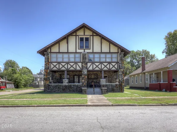 105 S Ball St, Webb City, MO 64870