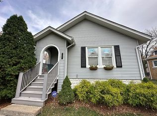 105 S Washington St, Westmont, IL