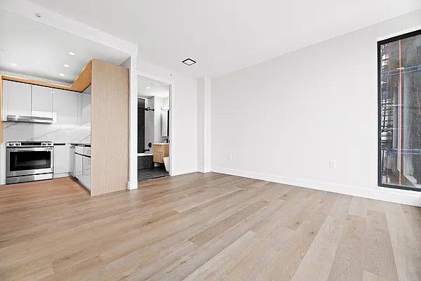 Rented by REAL New York | media 11