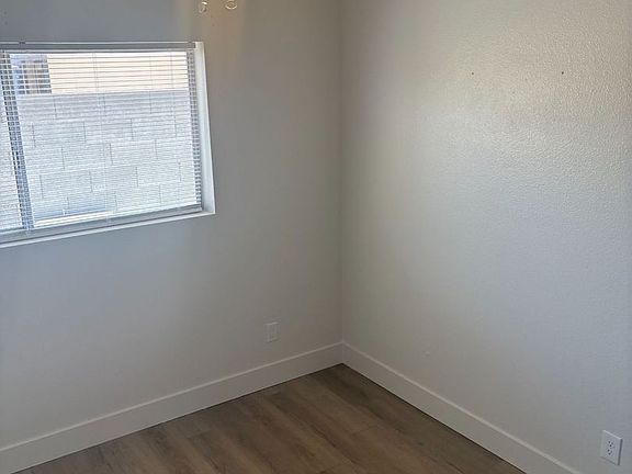 4th image of 5040 N 18th Ave APT 2